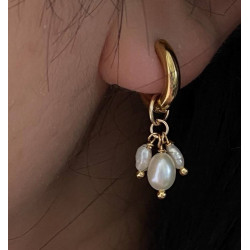 اکسسوری زنانه طلایی با آویز مروارید