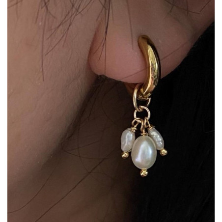 اکسسوری زنانه طلایی با آویز مروارید