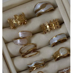 پک انگشتر طلایی